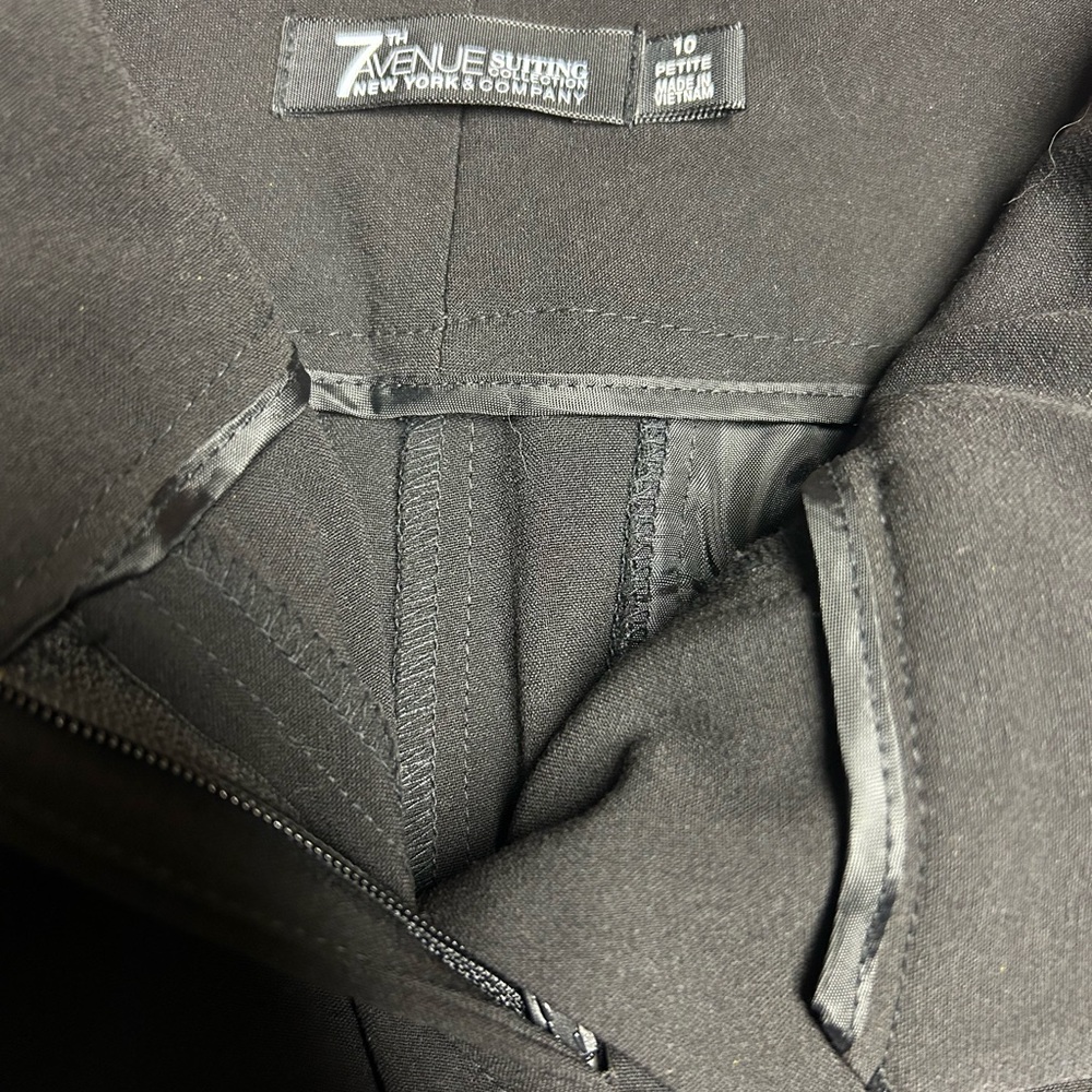 7TH Avenue suiting collection New York and company slacks size 10 petite